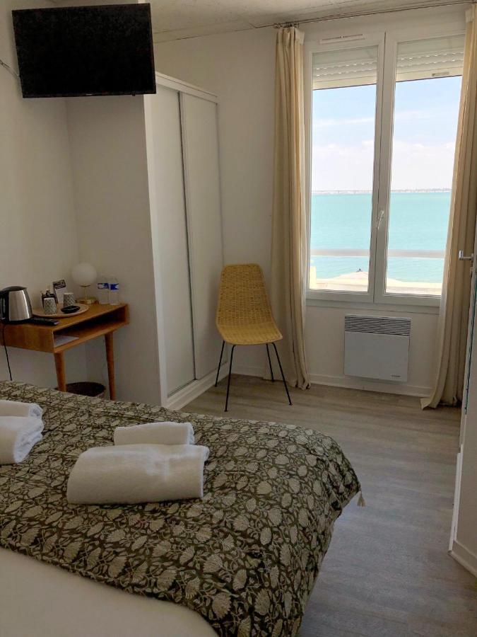 Le Homard Bleu Hotel 3*